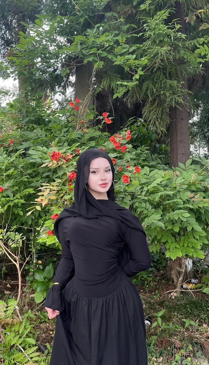 Etiler Sofistike Kadın Escort Bayan Alda