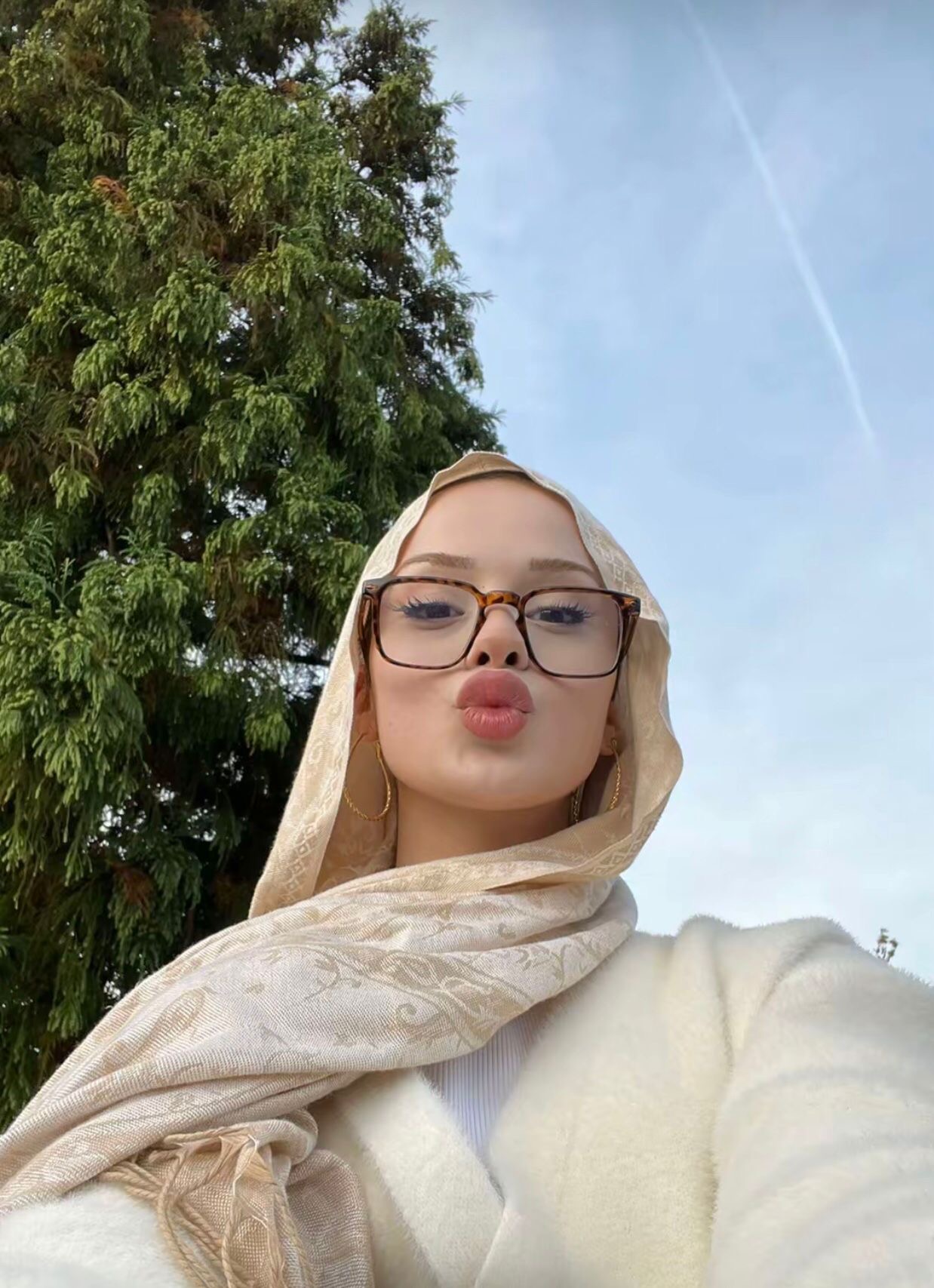 Yıldız Gerçek Bayan Bayan Escort Ajda