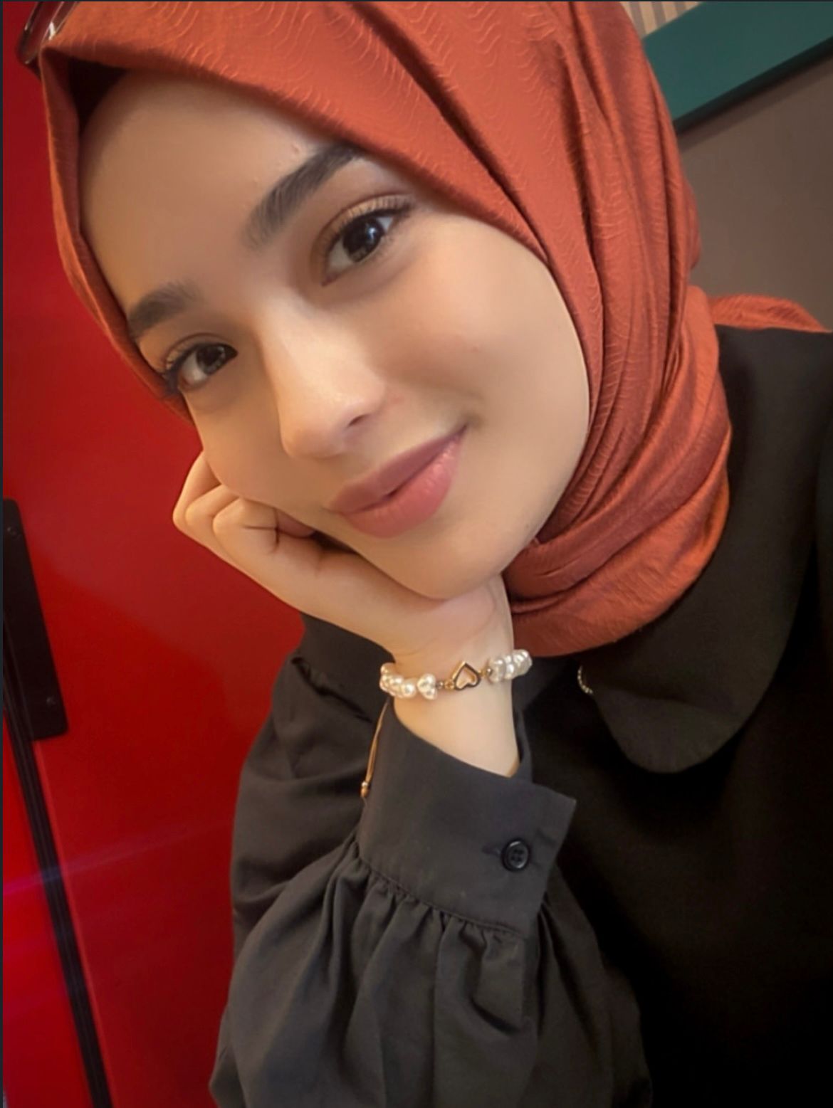 Karabucak Göz Kamaştıran Kadın Escort İdil